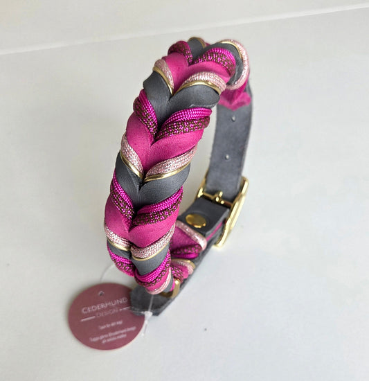 Flätat halsband med spänne