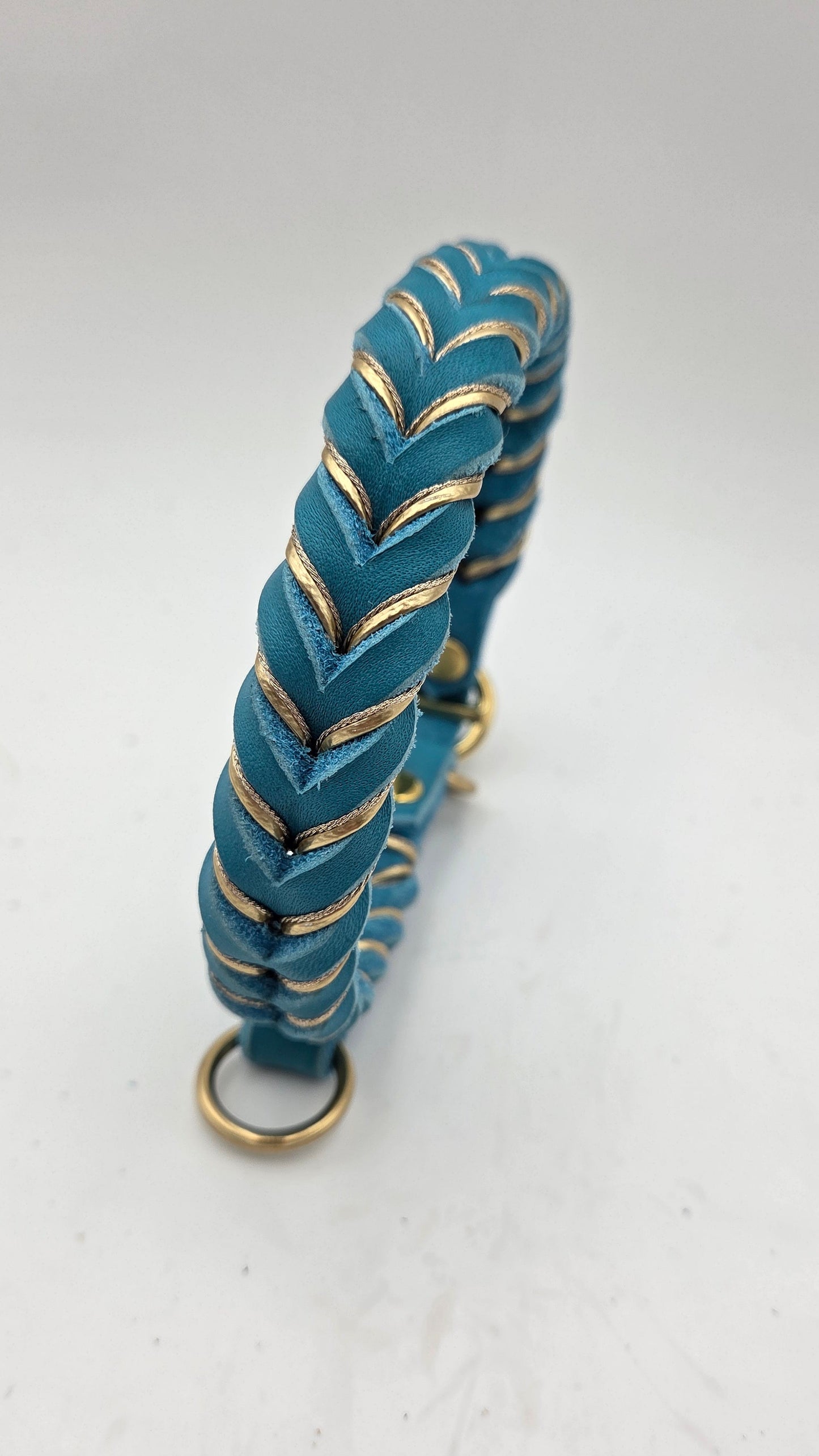 Designa ditt eget Basic halsband